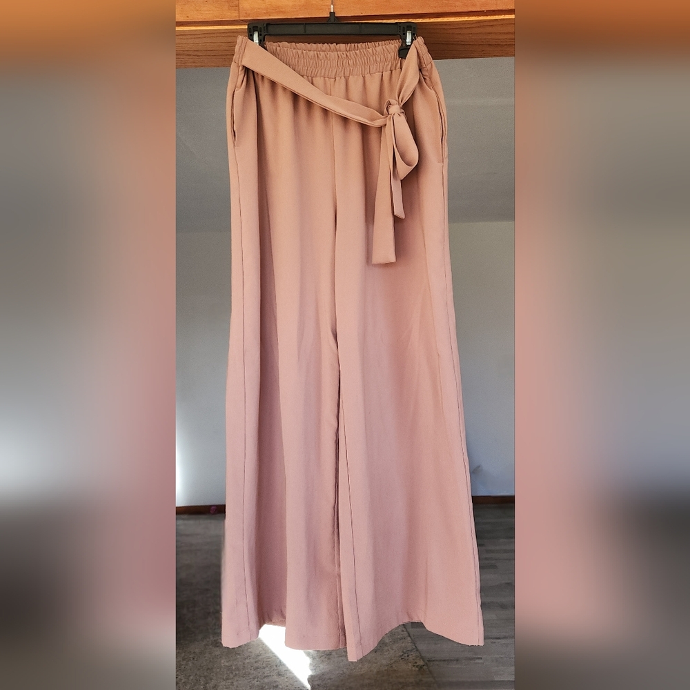 Dokotoo Wide-Leg, Relaxed, Elegant Women's Blush Pink | Medium 29" Inseam